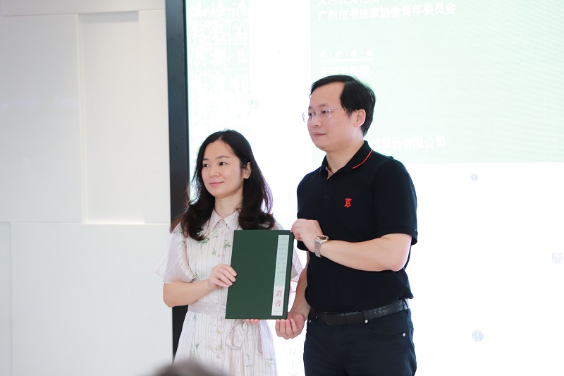 1599033252421711.jpg IMG_7826.JPG